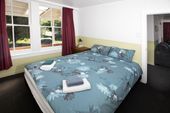 Lodge%20bedroom2a 1